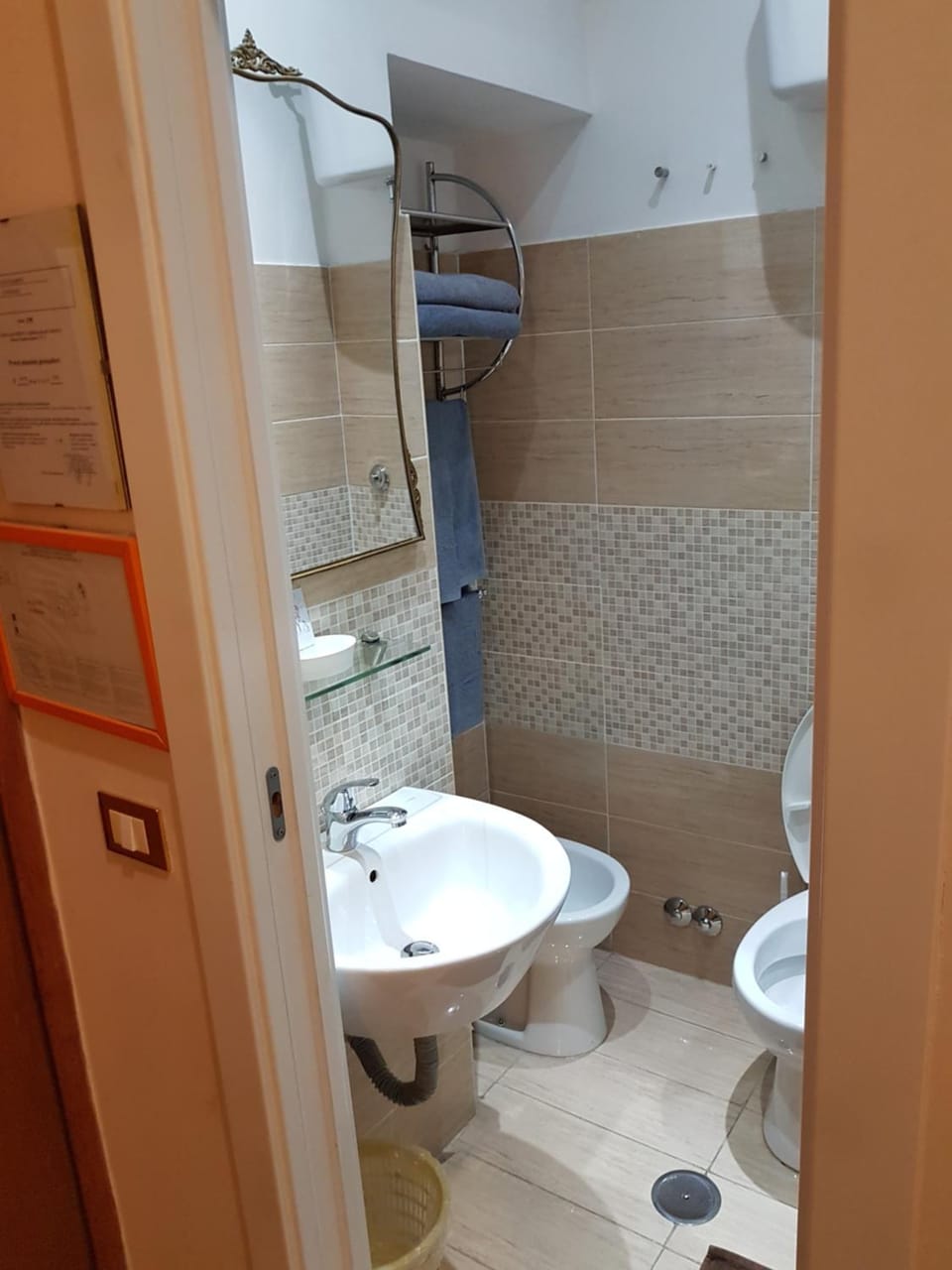 Toilet, Bathroom