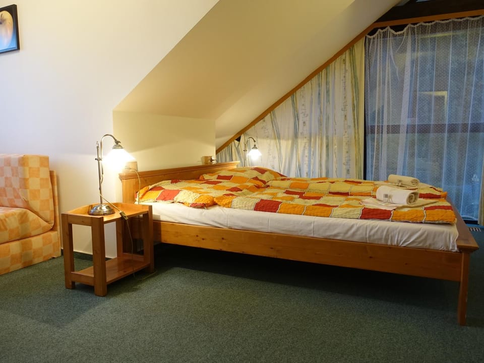 Bed, Bedroom