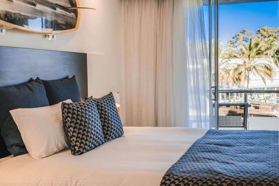 Bed, Balcony/Terrace, Bedroom