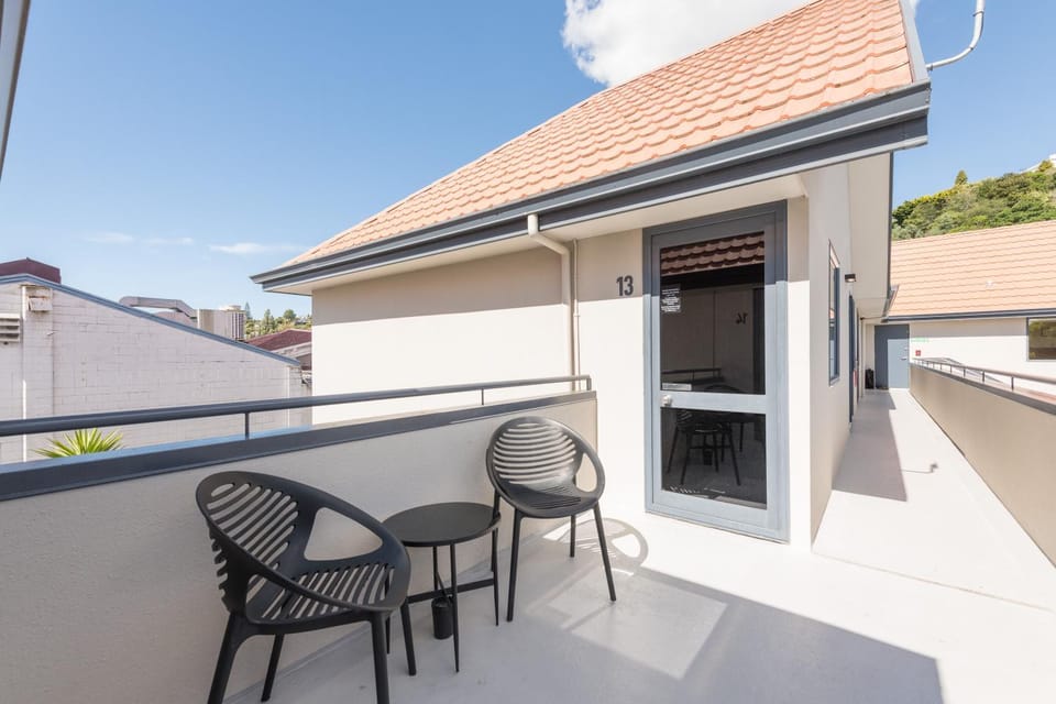 Balcony/Terrace, Garden view, Mountain view, Street view