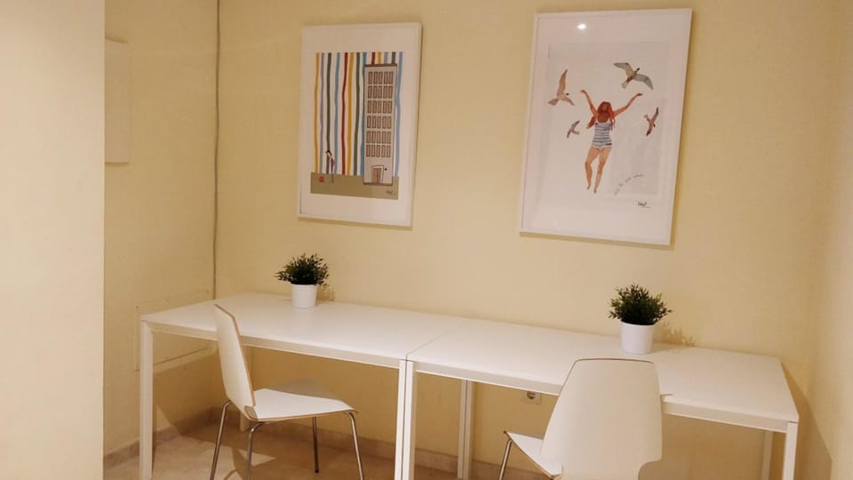 Business facilities, Dining area