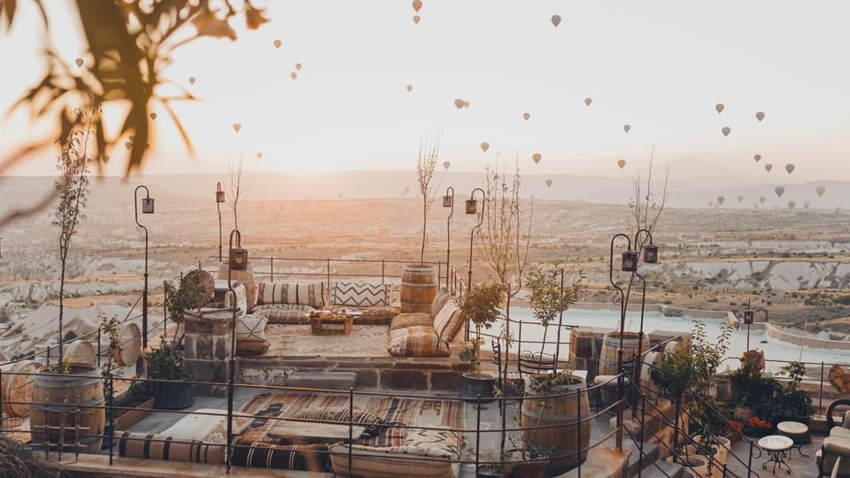 Day, Natural landscape, Balcony/Terrace, Sunrise