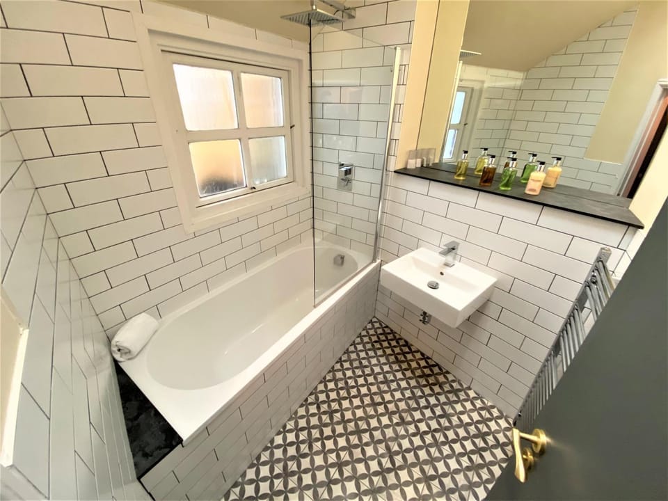 The Leeming at Claremont Apartments Apartment in Leeds