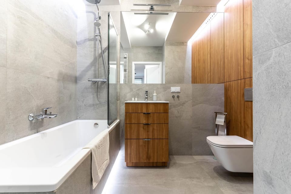 Shower, Toilet, Bathroom, Bath