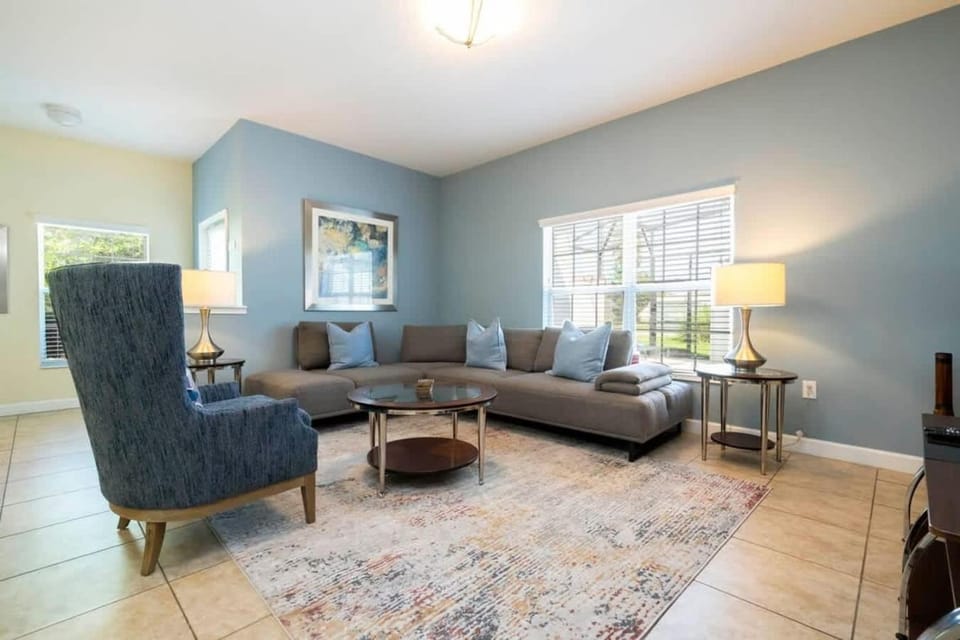 Five Bedrooms TownHome with Pool 4849 House in Kissimmee