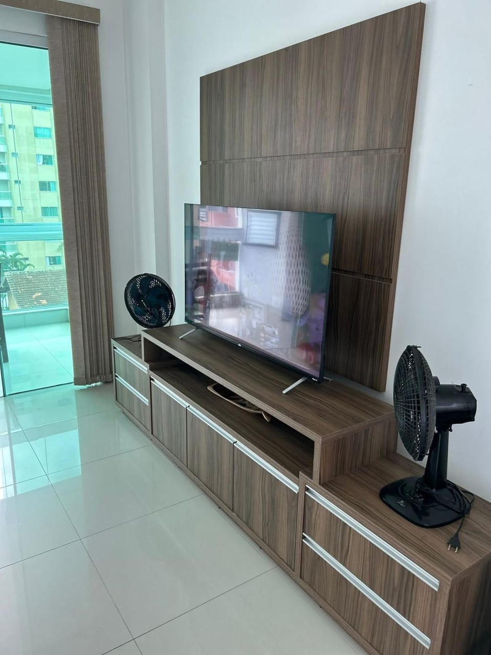 Communal lounge/ TV room, TV and multimedia, Sea view