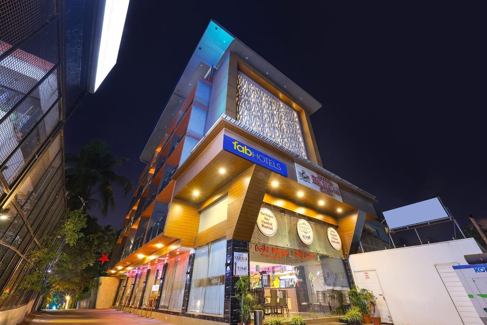 Property building, Facade/entrance