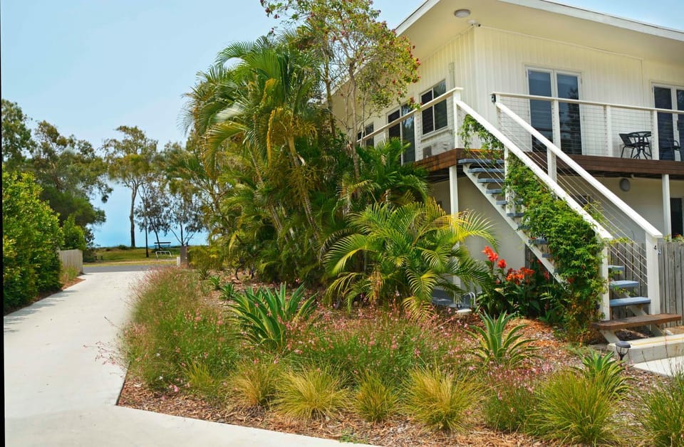 Garden view, Sea view