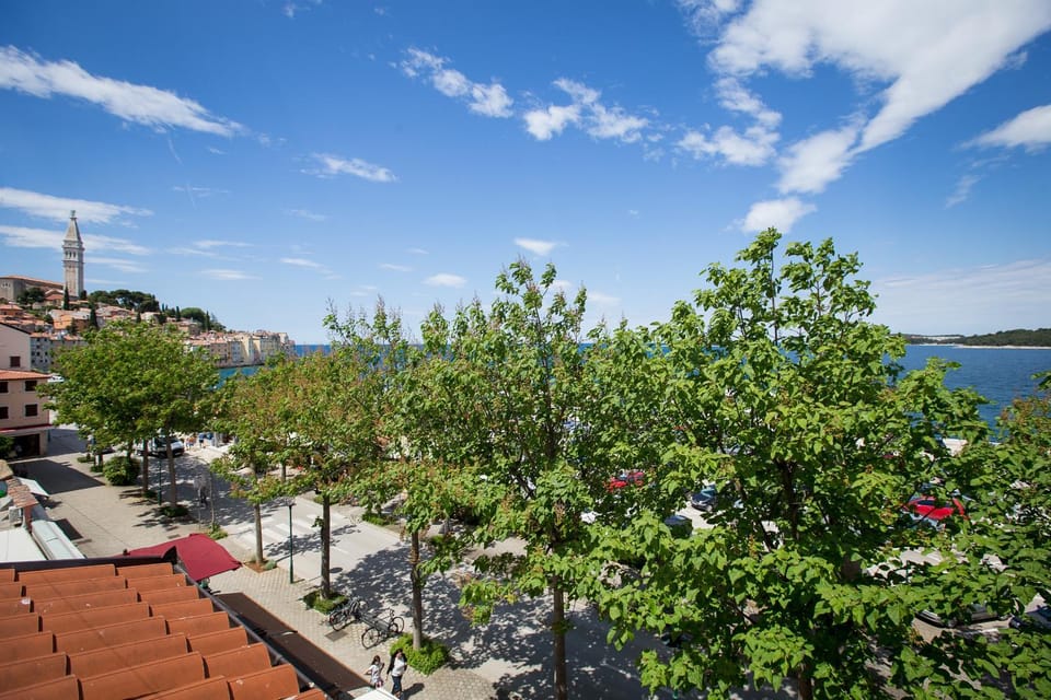 City view, Landmark view, Sea view