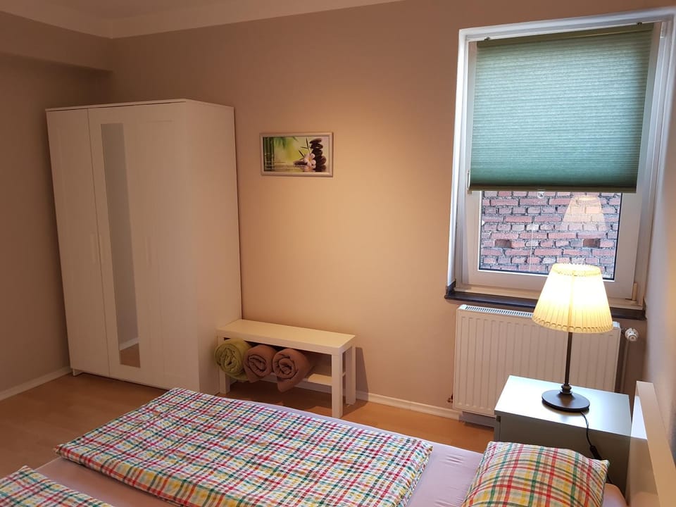 Bed, Bedroom, wardrobe