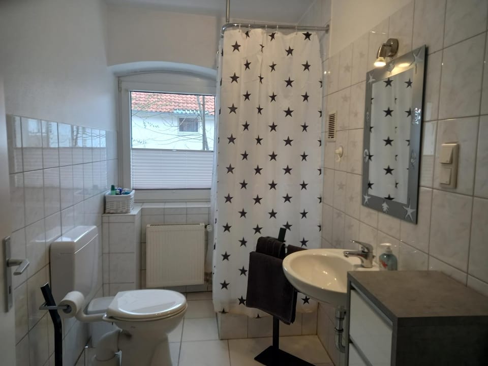 Bathroom, towels