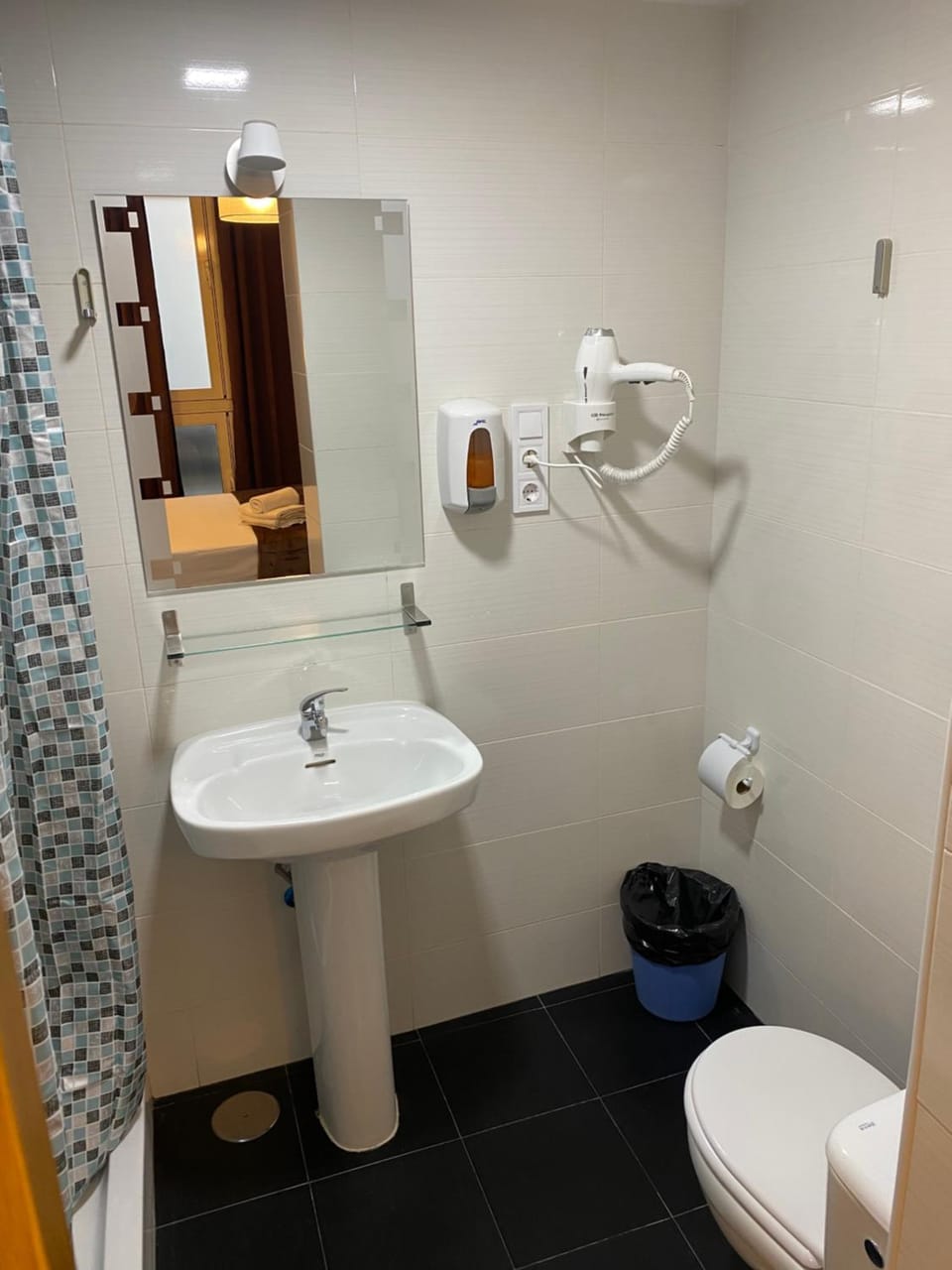 Hostal Alaska Bed and Breakfast in Centro