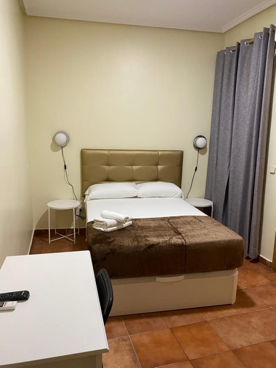 Hostal Alaska Bed and Breakfast in Centro