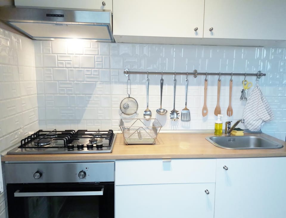 pet friendly, stove