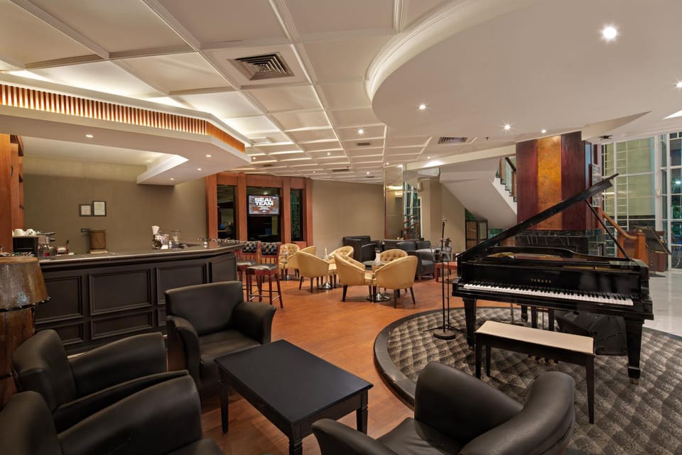 Lounge or bar
