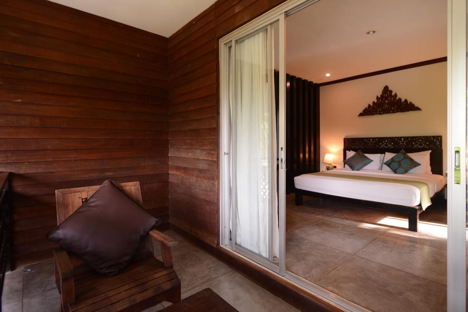 Bed, Balcony/Terrace, Photo of the whole room, Bedroom