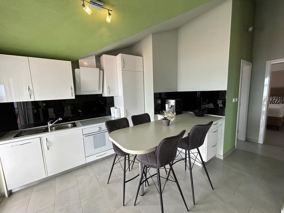 Villa Bubi Apartment in Okrug Gornji