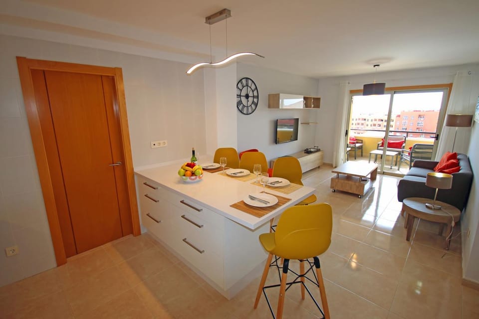 Patio, TV and multimedia, Balcony/Terrace, Kitchen or kitchenette, Living room, Seating area, Dining area