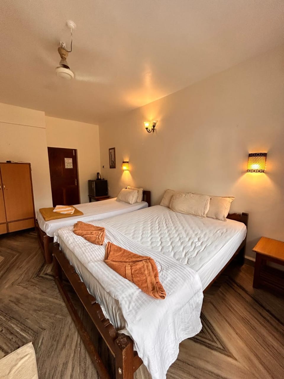 Bed, Photo of the whole room, Bedroom, towels, wardrobe