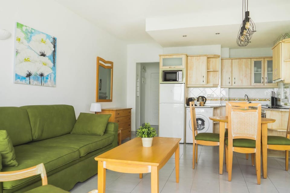 Benalbeach Sea Front Apartment in Benalmadena