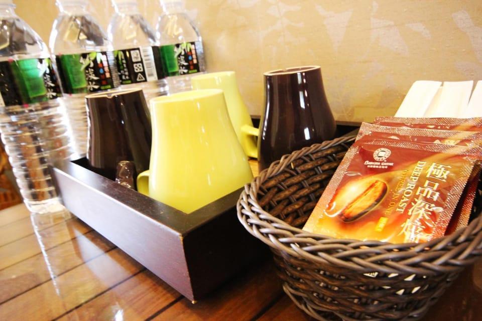 Food and drinks