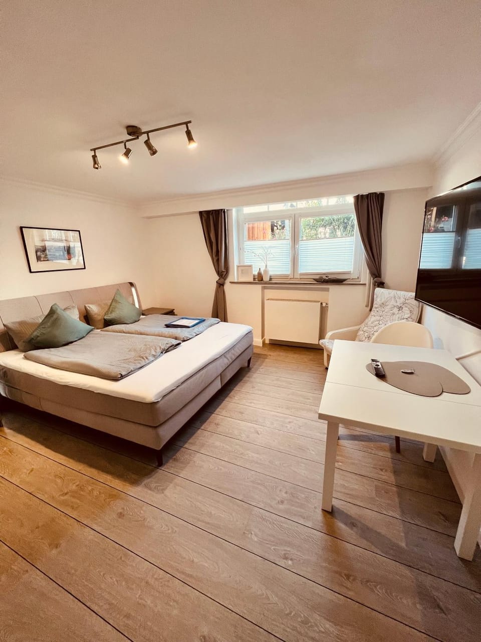 Photo of the whole room