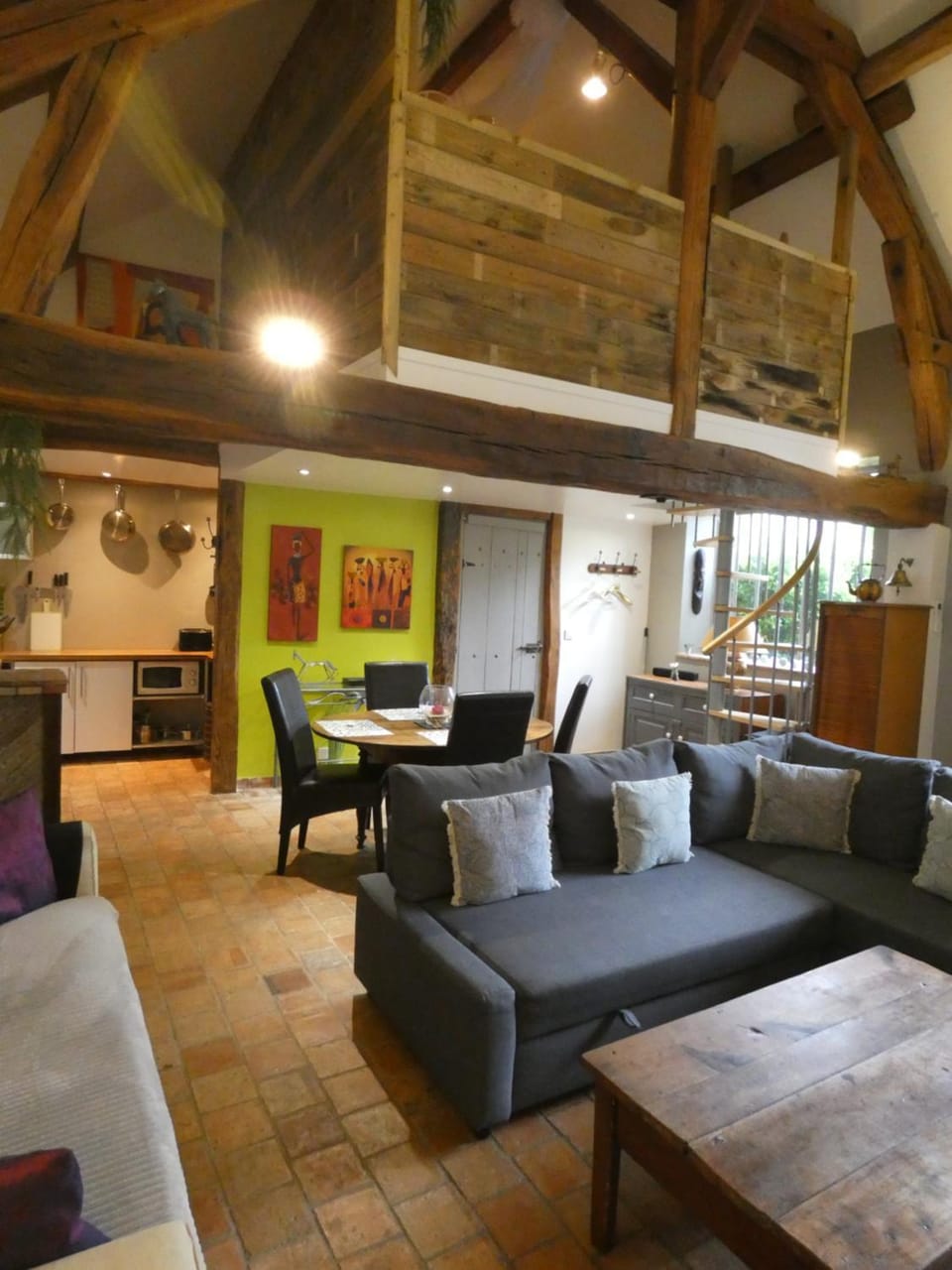 Living room, Dining area
