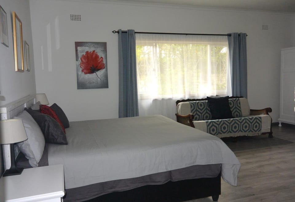 Nirvana Cottage House in Cape Town