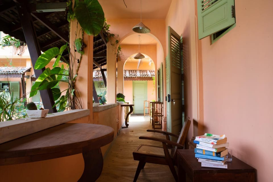 Seating area