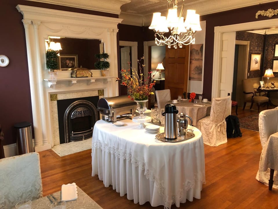 Penley House Bed & Breakfast Bed and Breakfast in Auburn