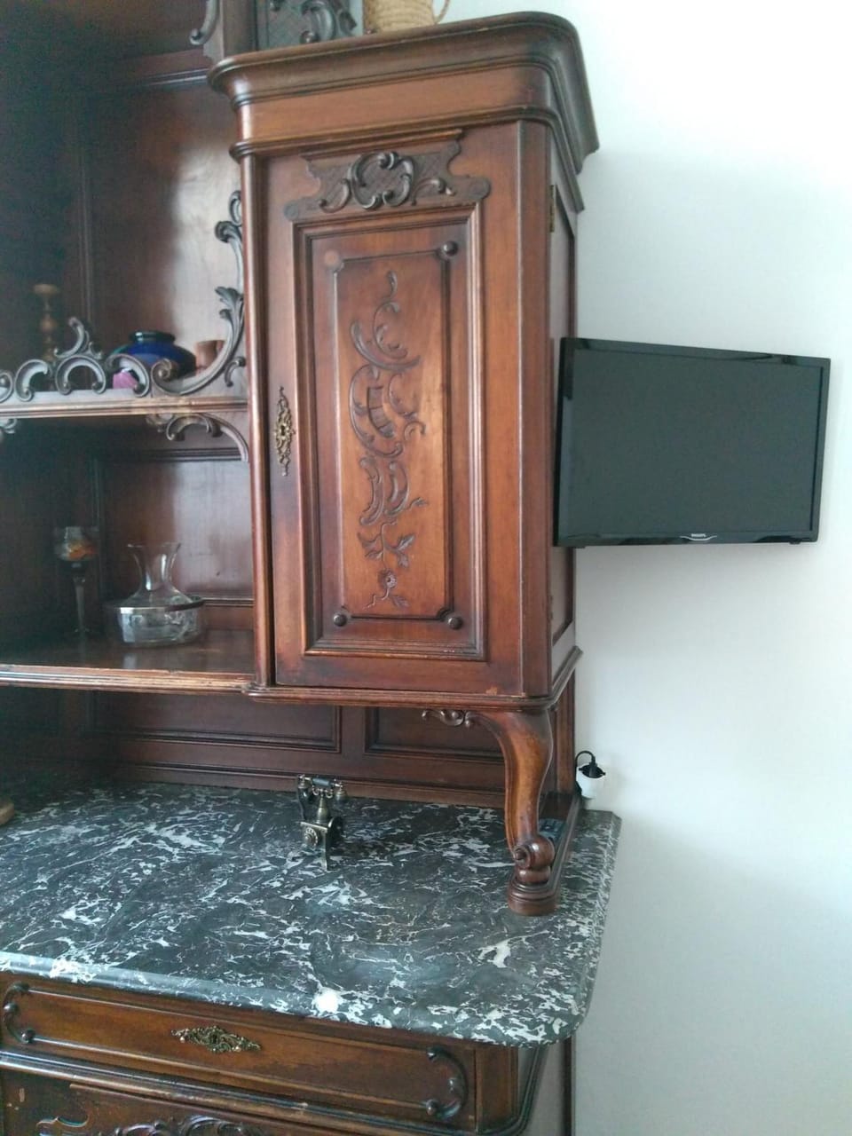 Communal lounge/ TV room