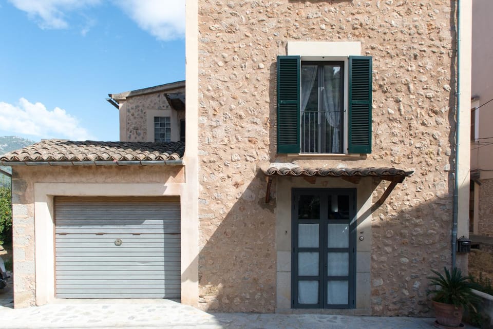 Cal Tio Lluc House in Sóller
