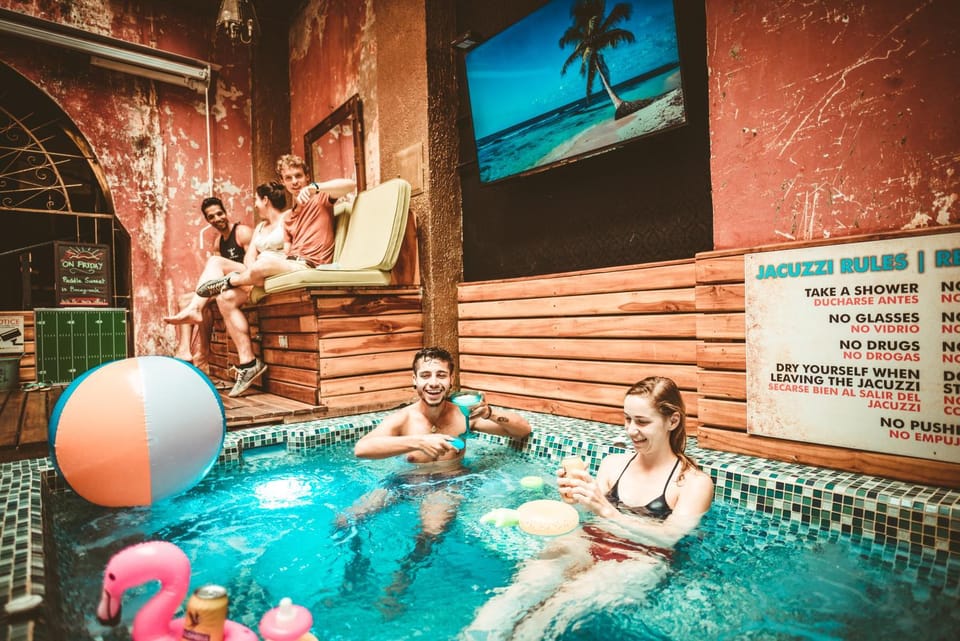 People, Activities, Swimming pool