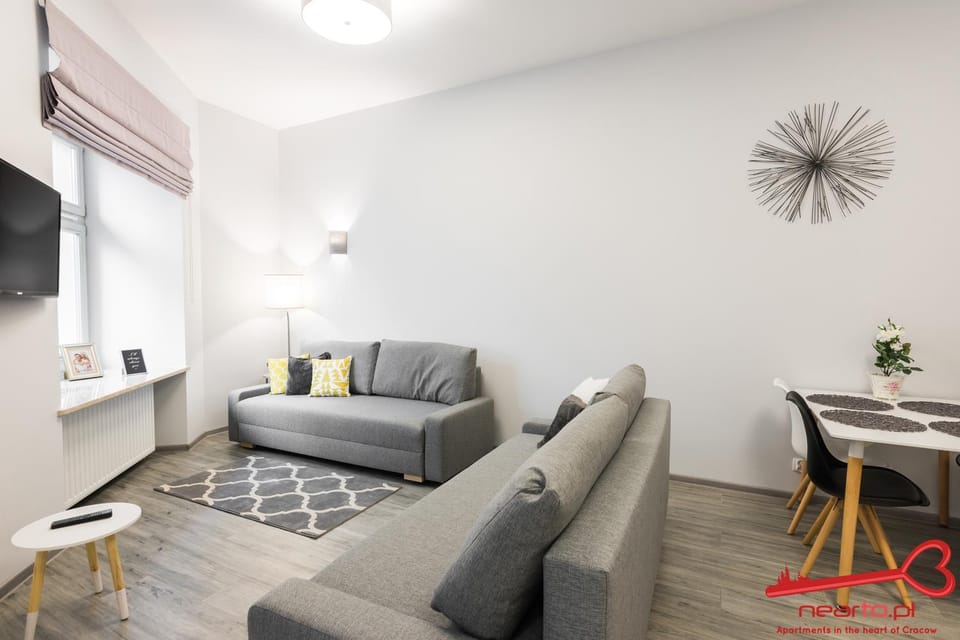 Coffee/tea facilities, Living room, Seating area, Dining area
