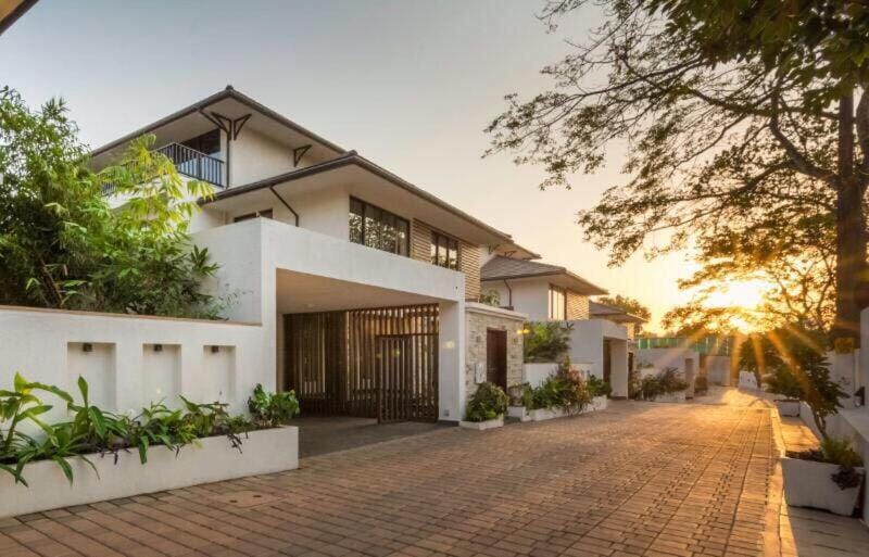 Property building, Facade/entrance, Sunrise