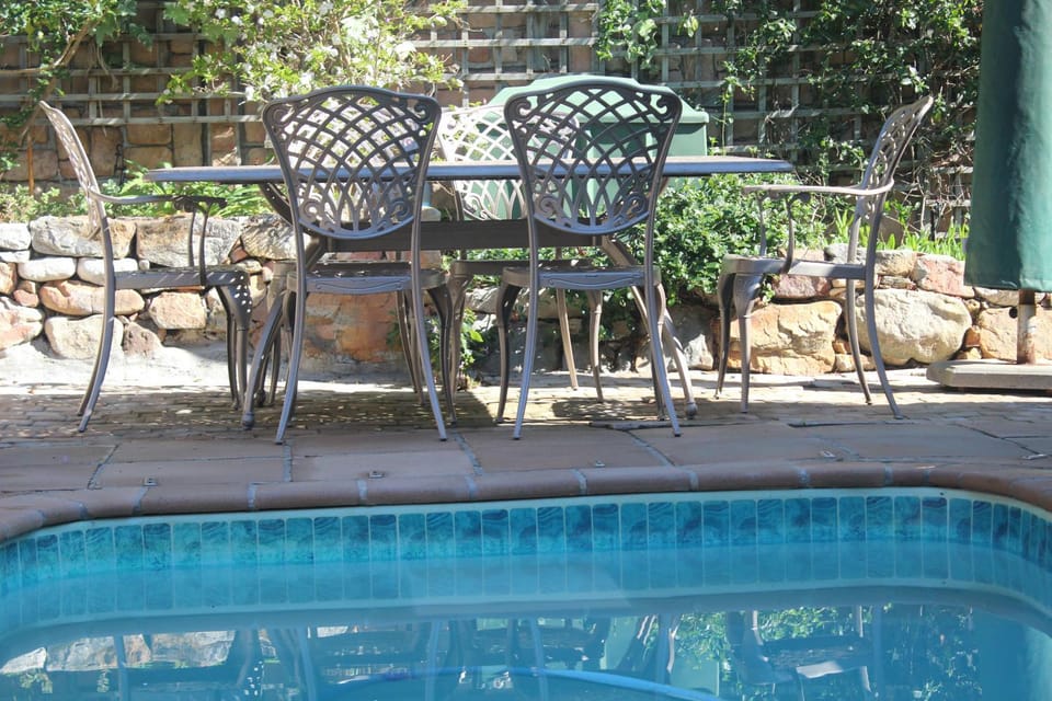 Garden, Swimming pool