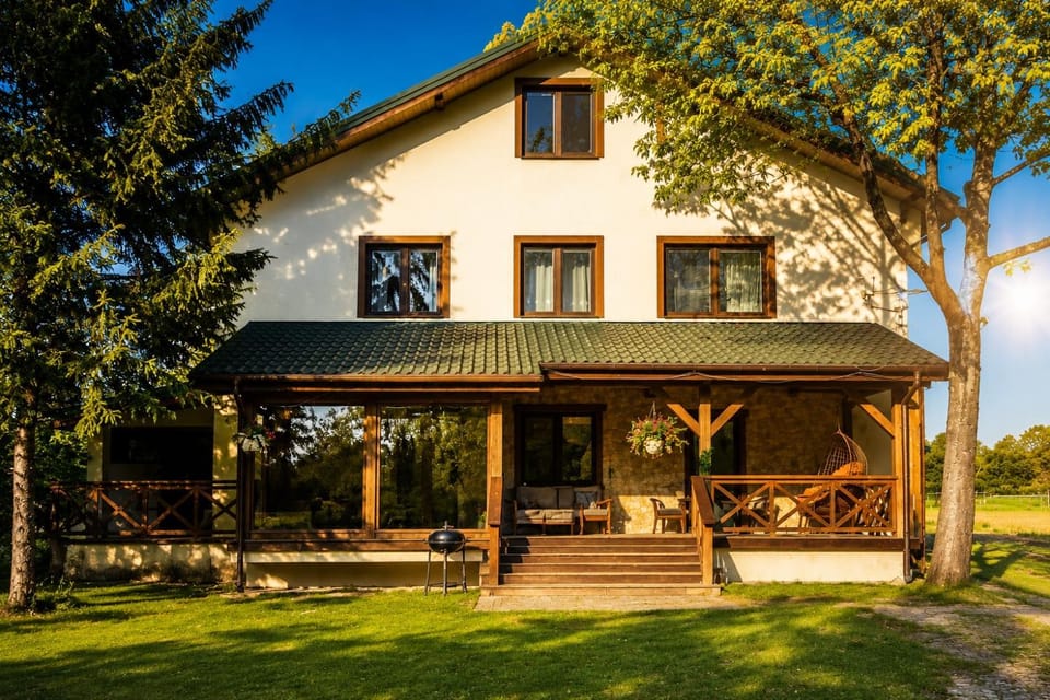 Property building, Spring, Garden, Garden view