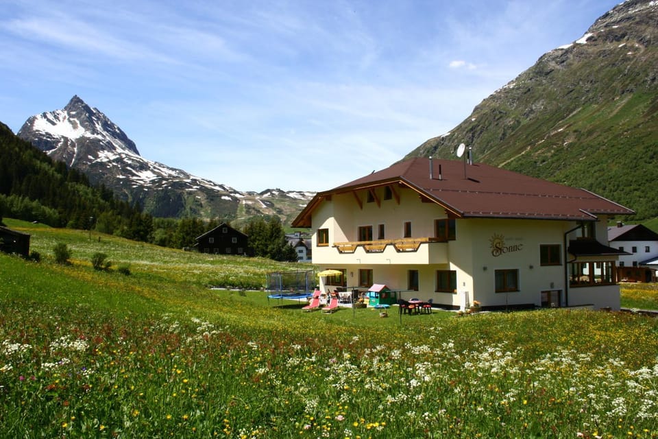 Property building, Garden view, Mountain view