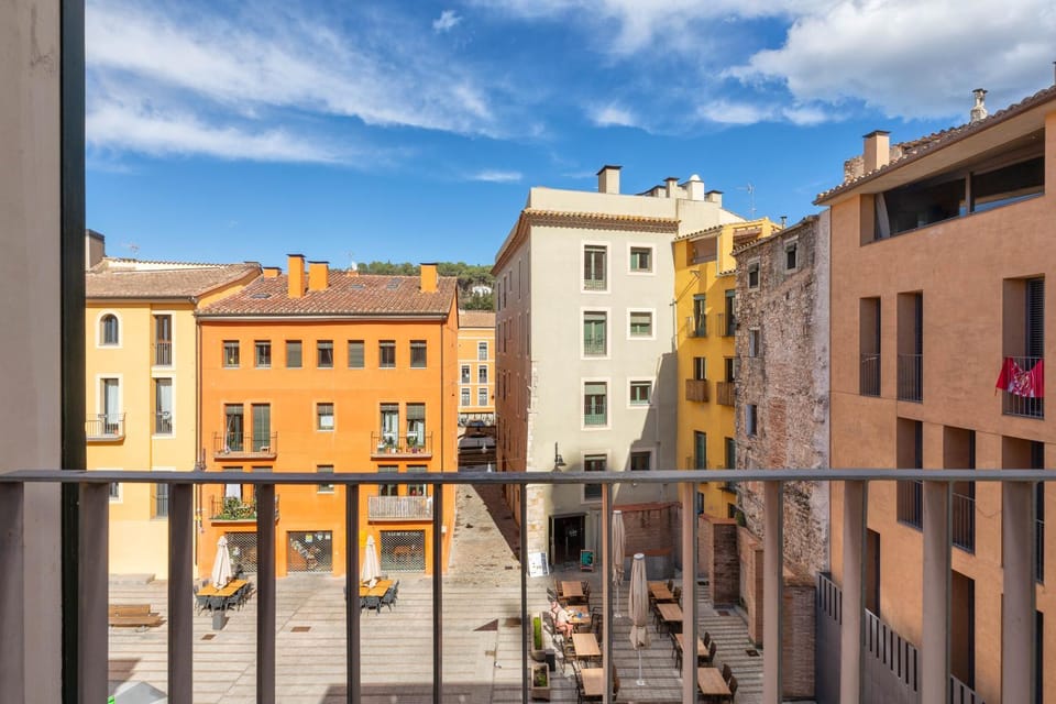 Neighbourhood, City view