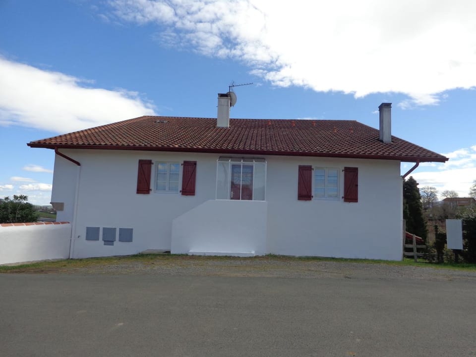Property building, Parking