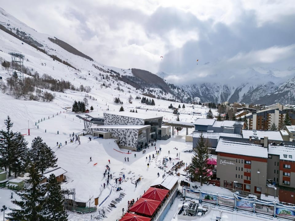 Hôtel Les 2 Alpes L'Orée Des Pistes Hotel in Les Deux Alpes