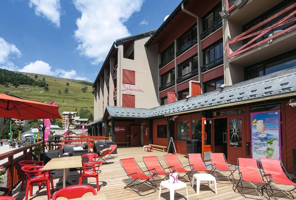 Hôtel Les 2 Alpes L'Orée Des Pistes Hotel in Les Deux Alpes