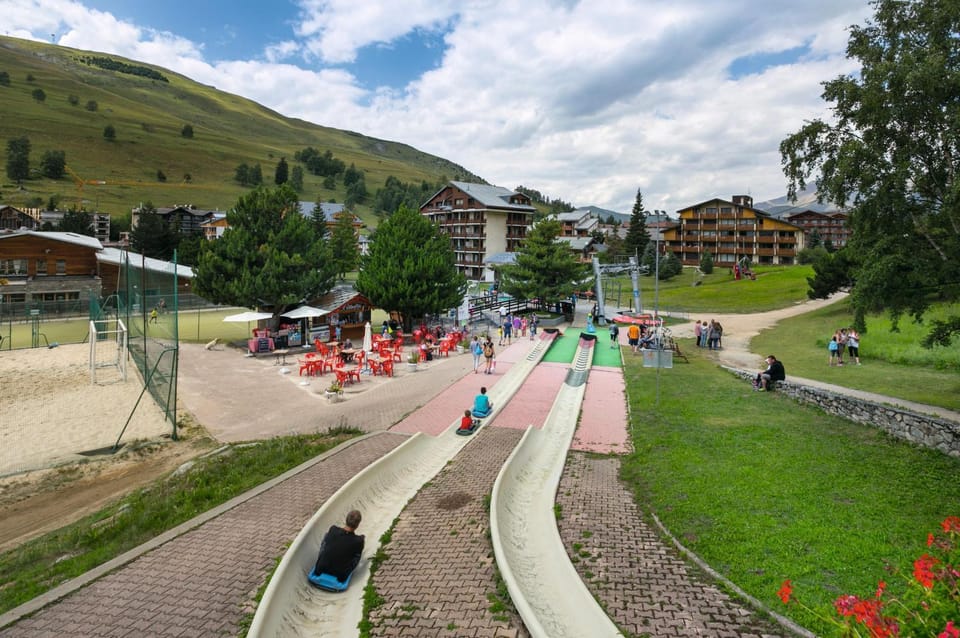 Hôtel Les 2 Alpes L'Orée Des Pistes Hotel in Les Deux Alpes