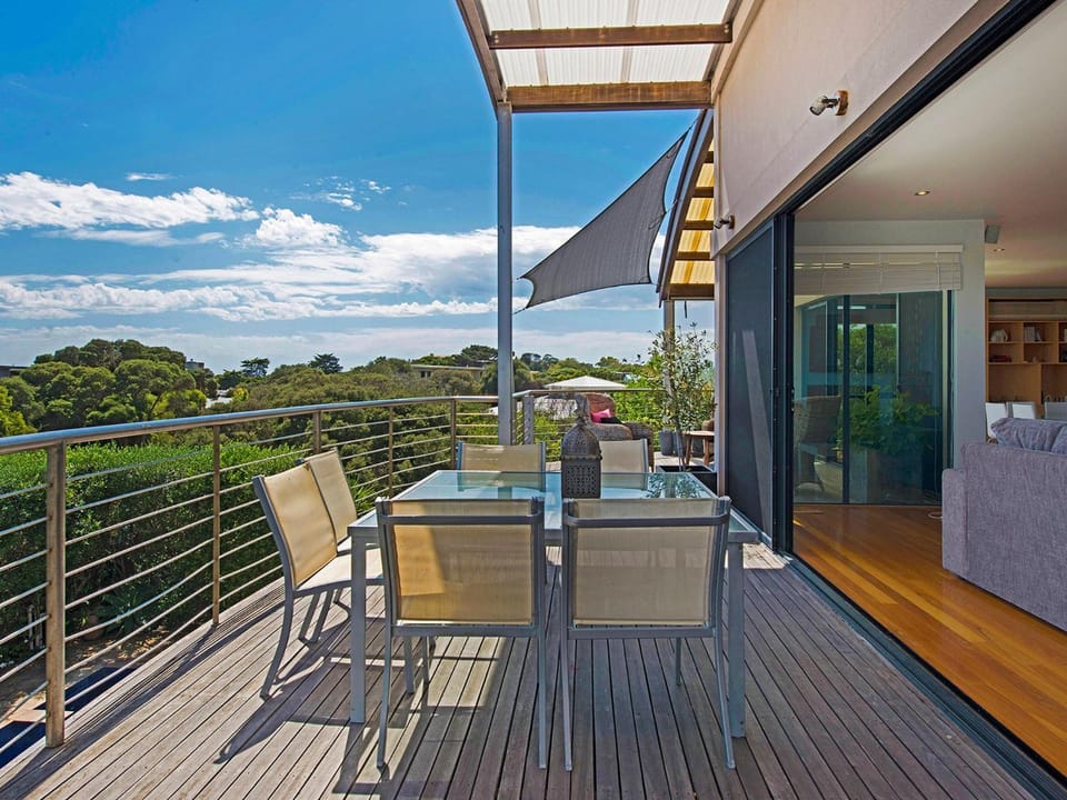 Diamond View House in Melbourne Road