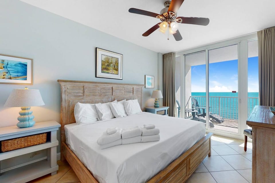 Lighthouse 907 House in Gulf Shores
