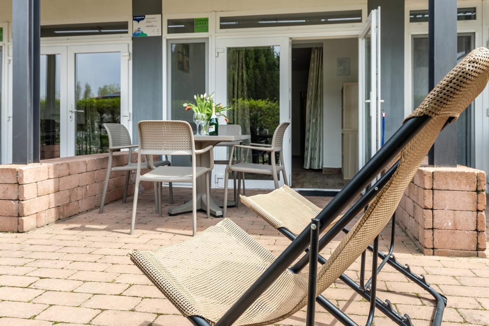 View (from property/room), Balcony/Terrace, sunbed