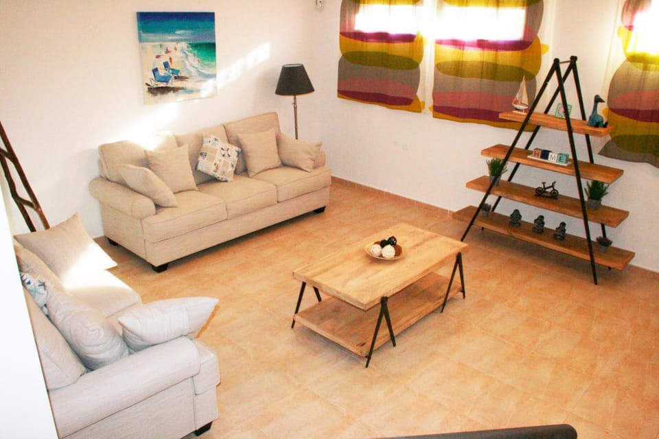 Living room, Decorative detail, Seating area