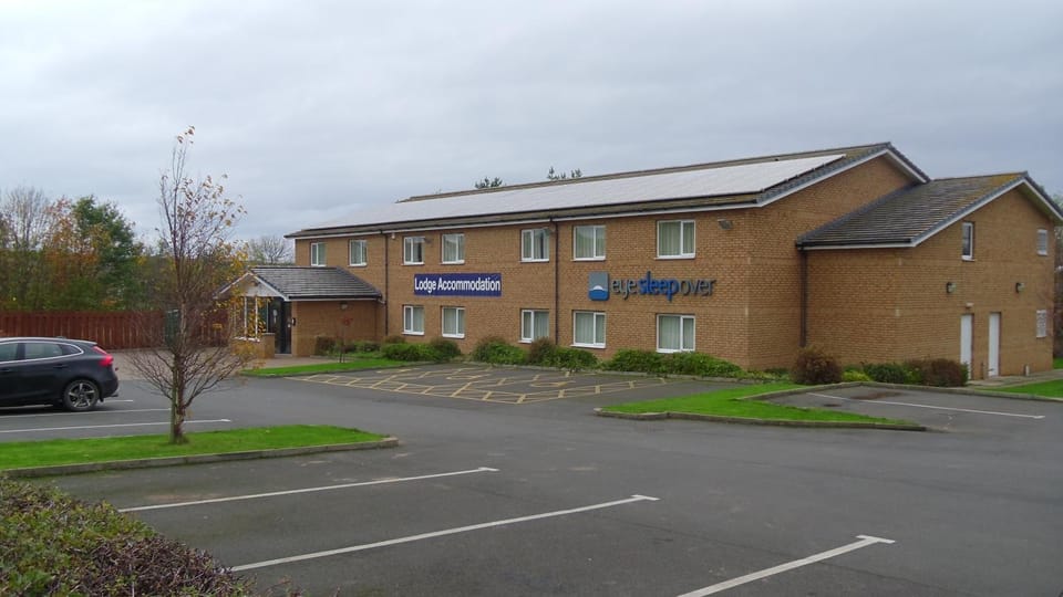 Property building, Facade/entrance