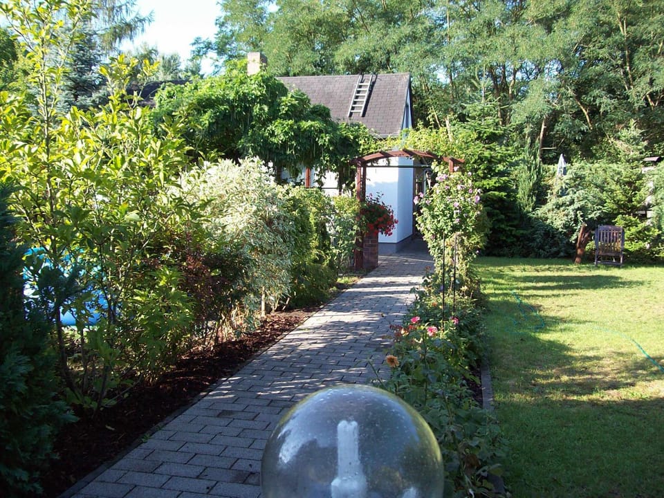 Patio, Facade/entrance, Natural landscape, BBQ facilities, Garden