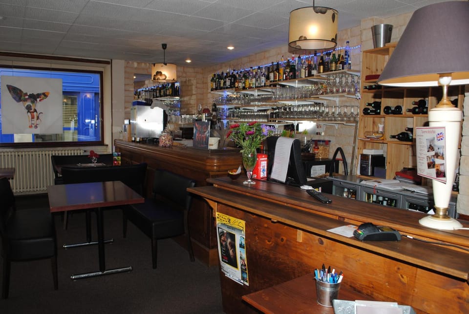 Taverne de la paix Hotel in Normandy
